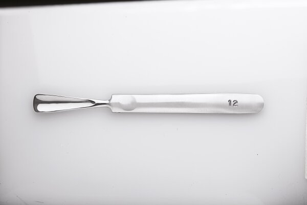 XanitaliaPro Hornhautmeissel aus Edelstahl 12